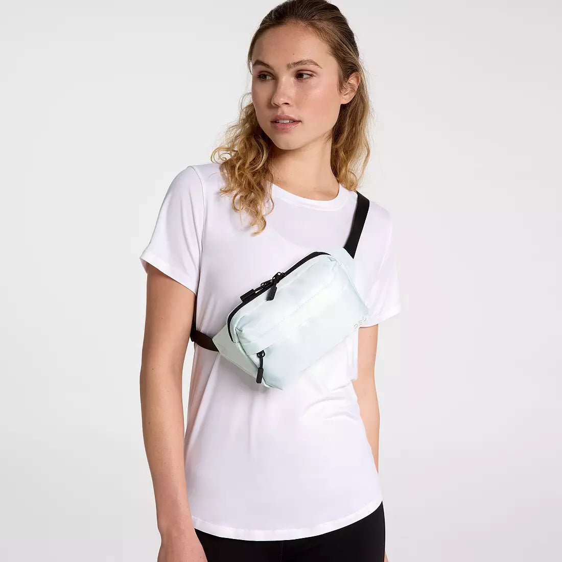 Sac de taille ultra pratique et polyvalent. VERT léger.
