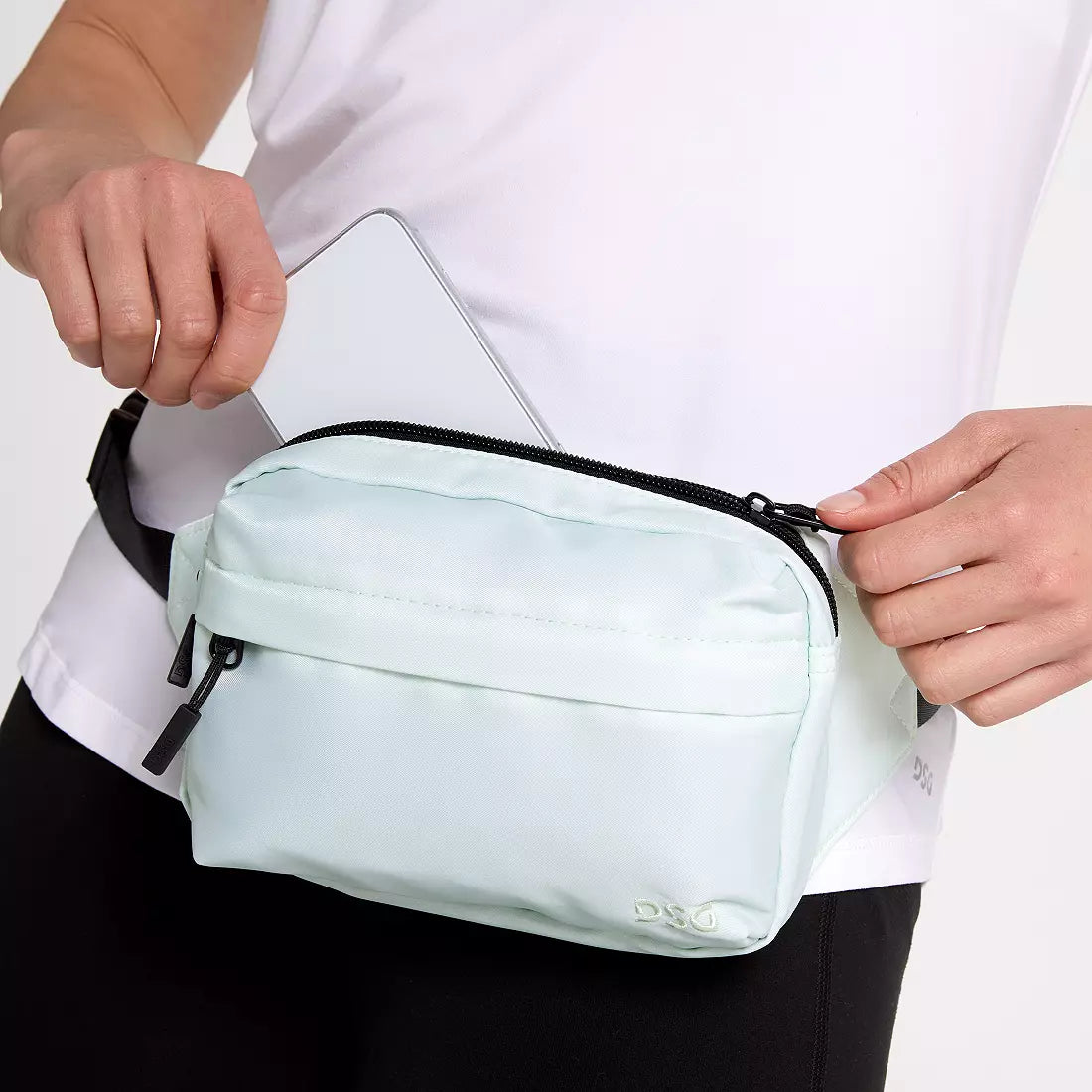 Sac de taille ultra pratique et polyvalent. VERT léger.